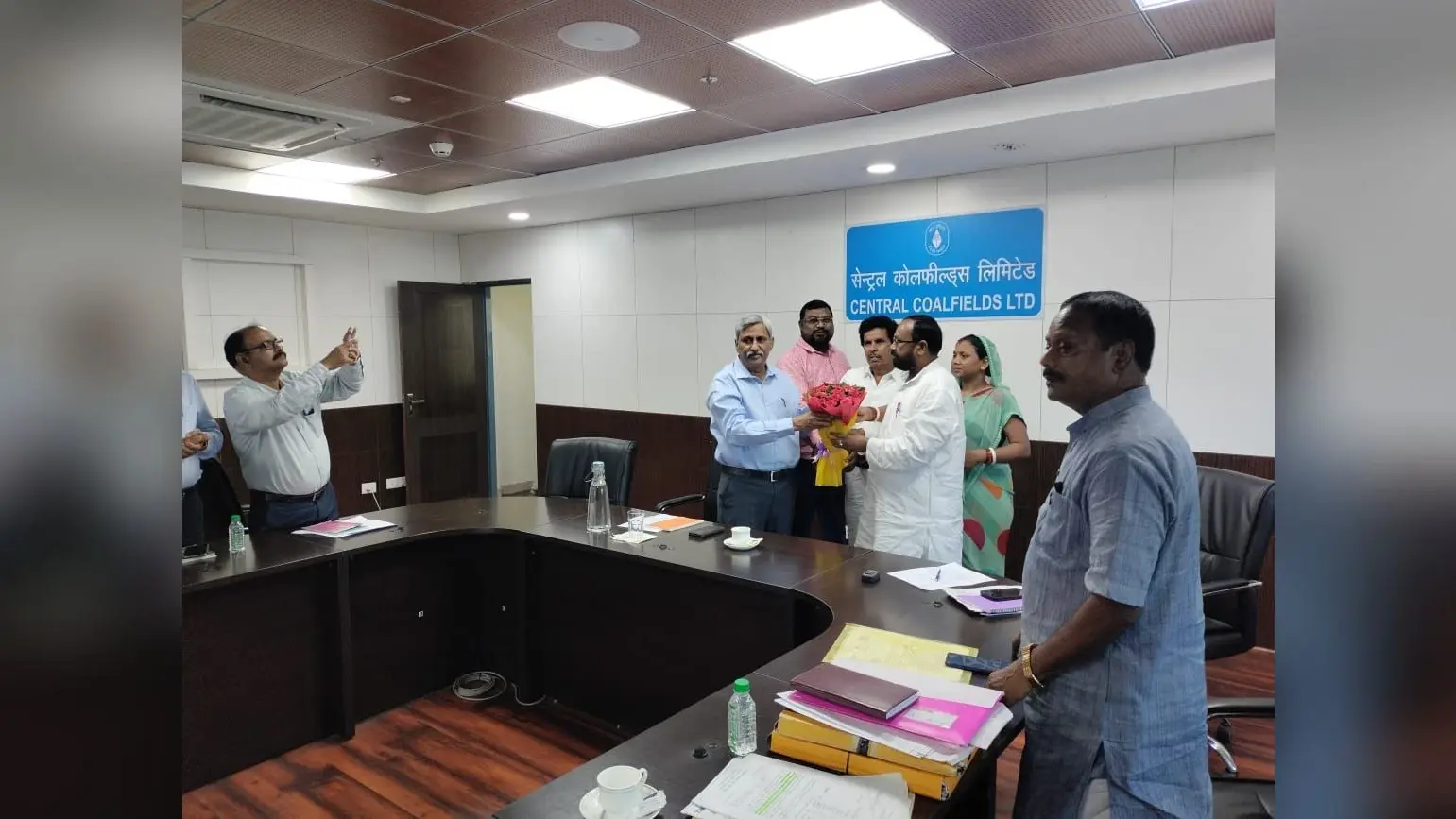 दुर्गापूजा के बाद खुलेगी पिछरी कोलियरी, विस्थापित संघर्ष समिति व सीसीएल प्रबंधन की रांची में हुई वार्ता