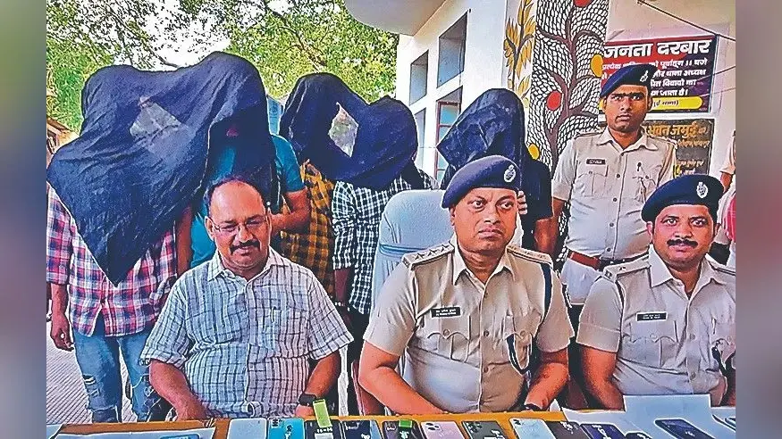 पाकिस्तान और बंगलादेश से मंगवाते थे हवाला का पैसा, पटना और लखीसराय से पांच गिरफ्तार, ATS ने शुरू की जांच