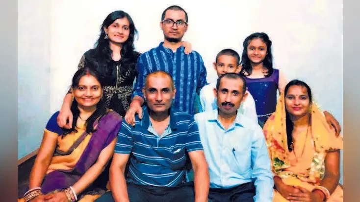 कॉरपोरेट सेक्टर से बड़े-बड़े ऑफर ठुकरा कर की सिविल सेवा की तैयारी, तीसरे प्रयास में टॉपर बने शुभम