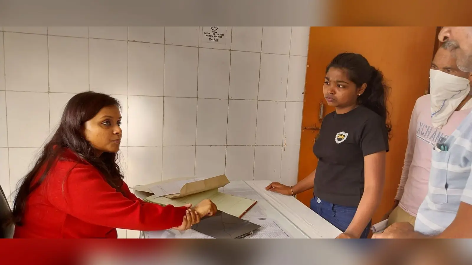 सरायकेला : ठंड ने दी दस्तक, अस्पतालों में बढ़े सर्दी-खांसी के मरीज
