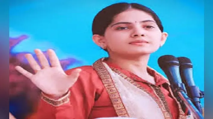 कथा वाचक जया किशोरी ने बताया, जीवन ऐसा जीओ कि आपके पीठ पीछे लोग तारीफ करें…
