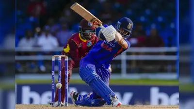 WI vs IND: भारत को जीत के लिए तीन गेंद पर चाहिए थे छह रन, फिर अक्षर पटेल ने किया ऐसा, देखें VIDEO