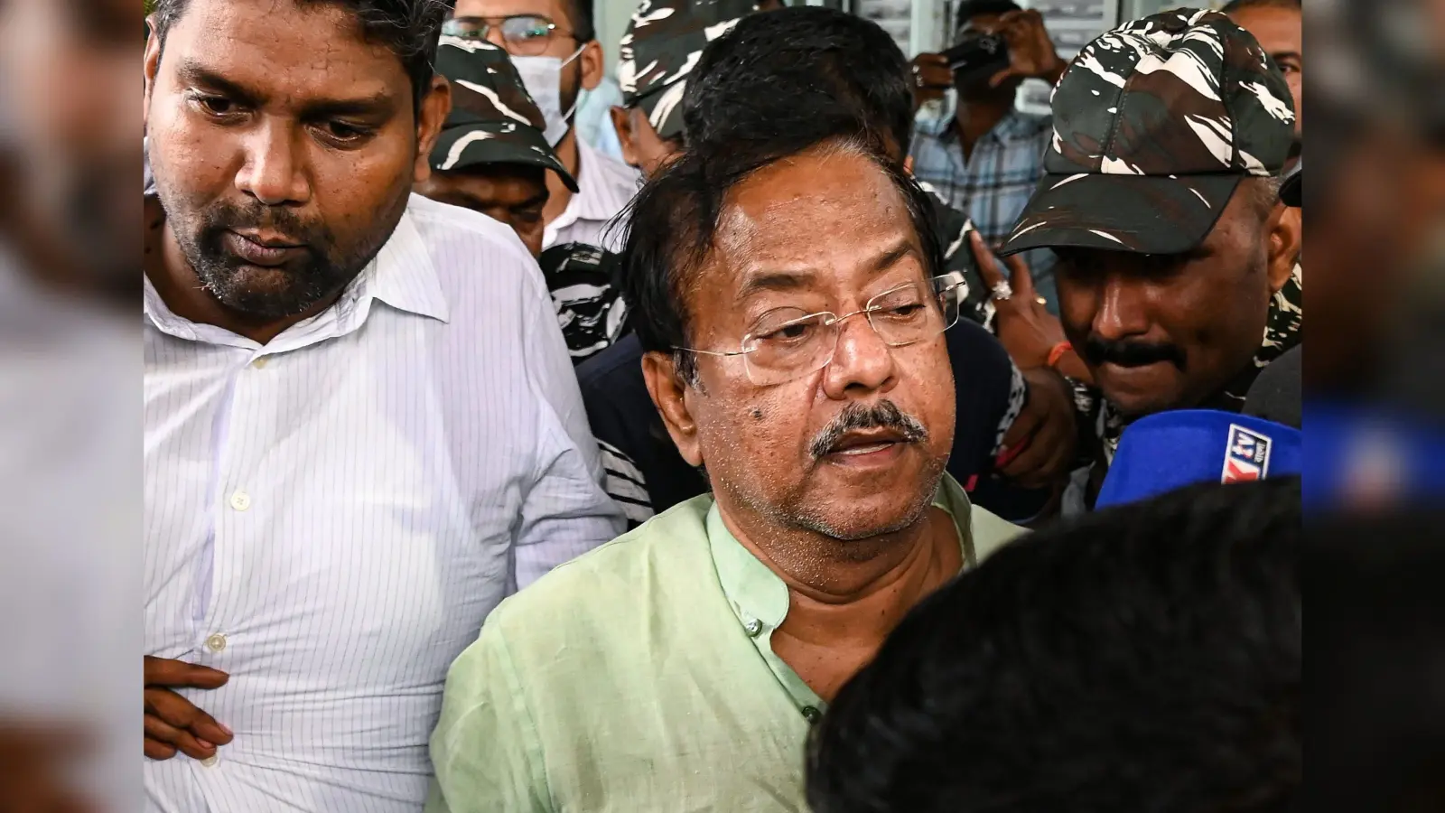 मंत्री ज्योतिप्रिय मलिक अस्पताल में भर्ती, गिरफ्तारी के बाद बिगड़ी तबीयत, इधर ईडी ने फ्रीज किए बैंक अकाउंट