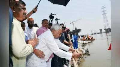 आरा में ट्रेन से कटकर युवक की मौत, तीन घंटों तक डाउन ट्रैक पर ट्रेनों का परिचालन रहा ठप