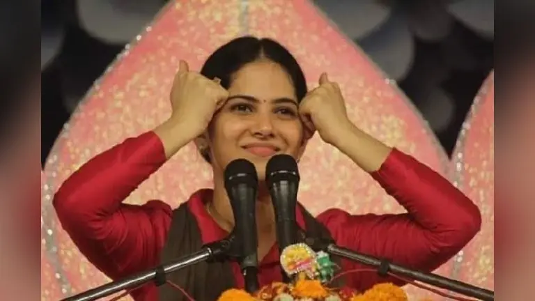 जया किशोरी ने बताया वश में करने का तरीका,
पैसे और परिवार में बताया अंतर,देखें वीडियो