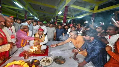 नैमिषारण्य धाम में अखिलेश यादव ने किया दर्शन, बोले- ‘असुरों से बचाने के लिए किया प्रार्थना, देखें तस्वीरें