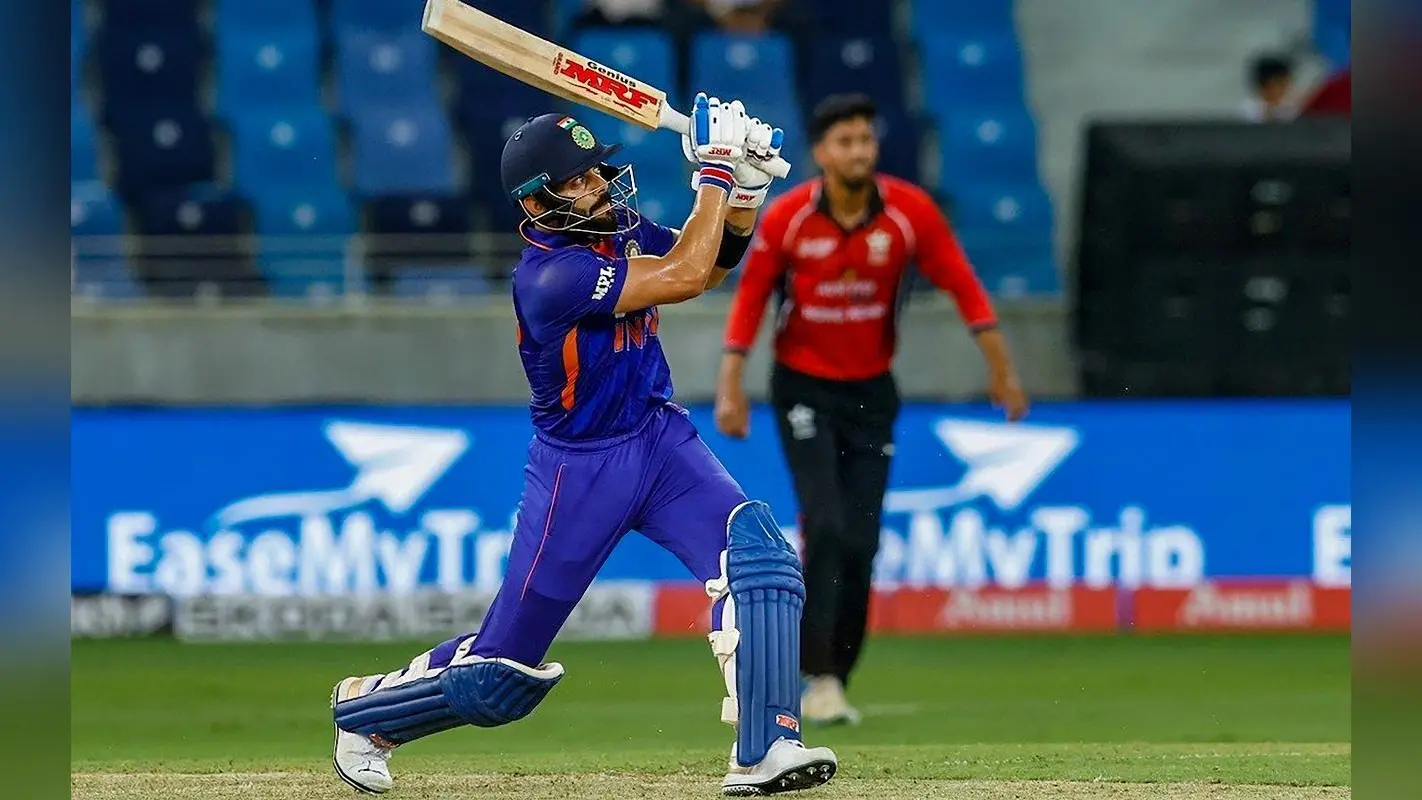 Asia Cup 2022: विराट कोहली ने पाकिस्तानी ओपनर मोहम्मद रिजवान को छोड़ा पीछे, बनाया यह रिकॉर्ड