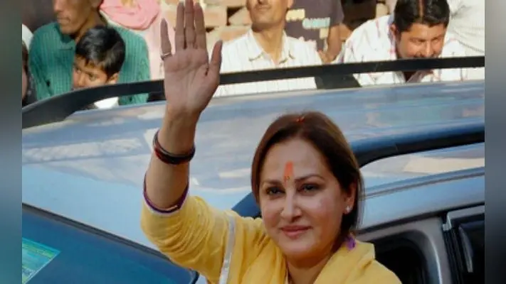 पूर्व सांसद और अभिनेत्री जया प्रदा के खिलाफ गैर जमानती वारंट, जानें पूरा मामला