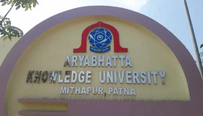 बिहार के आ���्यभट्ट ज्ञान यूनिवर्सिटी में लाखों का आउटसोर्सिंग घोटाला, राजभवन ने लिया बड़ा एक्शन