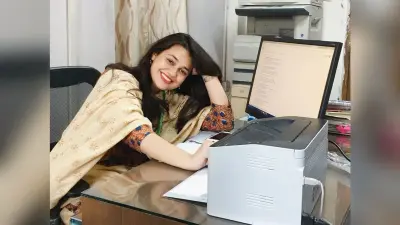 Valentine Week में पिंकसिटी की सड़कों पर किसे पुकार रहीं टीना डाबी, Kalank फिल्म के सॉन्ग ‘मैं तेरा’ का मतलब क्या है?