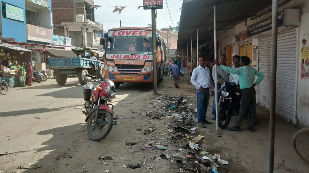 बड़कागांव में महामारी एक्ट का पालन नहीं