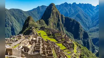 Peru में खुदाई के दौरान मिली 4000 साल पुरानी दीवार, कुछ ऐसा आता है नजर