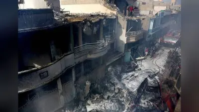 मिस्टर इंडिया के रिमेक पर जारी है बवाल, जावेद अख्तर और शेखर कपूर हुए आमने – सामने