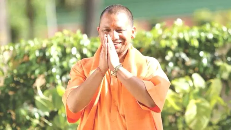 UP के शिक्षामित्रों, अनुदेशक और रसोइयों की जल्द बढ़ेगी सैलरी, जानें कितने रुपये होगी बढ़ोतरी