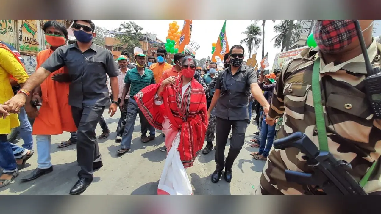 बीरभूम के रोड शो में भारती घोष का TMC पर हमला, कहा-बंगाल में तृणमूल सरकार का अंत समय आ गया है