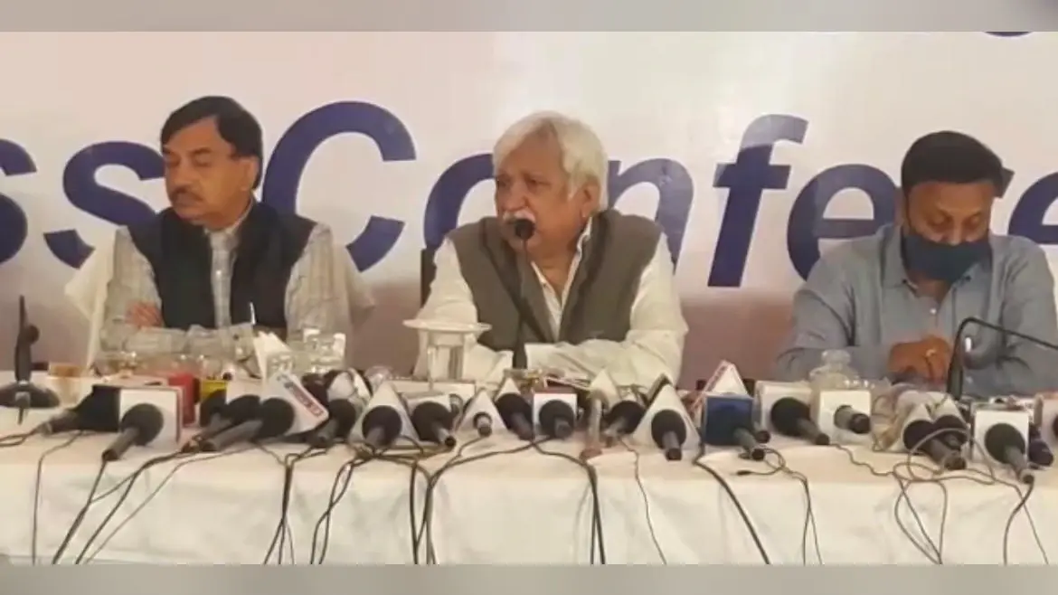 Assembly Election 2021: बंगाल में हिंसा, कोरोना की स्थिति और संवेदनशील बूथों को लेकर आयोग सतर्क, सीईसी की फुल टीम ने बताई अहम बातें
