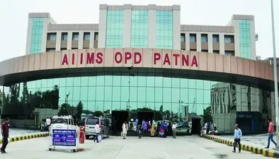 पटना एम्स के डॉक्टरों से अब घर बैठे ऑनलाइन करा सकेंगे इलाज, सफल हुआ इस ऐप से इलाज का ट्रायल…