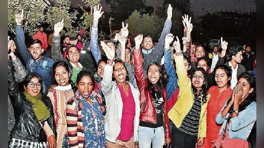 Coronavirus के कारण 154 करोड़ छात्रों की पढ़ाई का नुकसान, यूनेस्को की रिपोर्ट में खुलासा