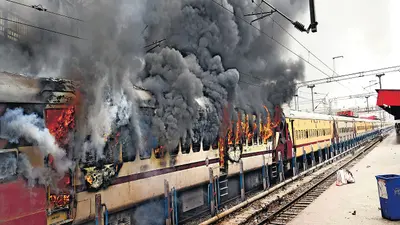 घर में सो रहे युवक की पत्थर से कूच कर हत्या, परिजनों ने प्रेमिका के पिता और भाई पर लगाया मर्डर करने का आरोप