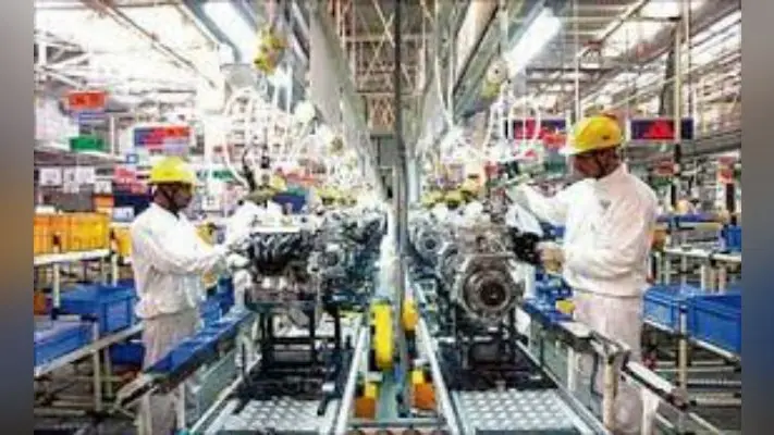 नाले में बह गये उमेश को तलाशने पहुंचे उसके अपने गांव के लोग