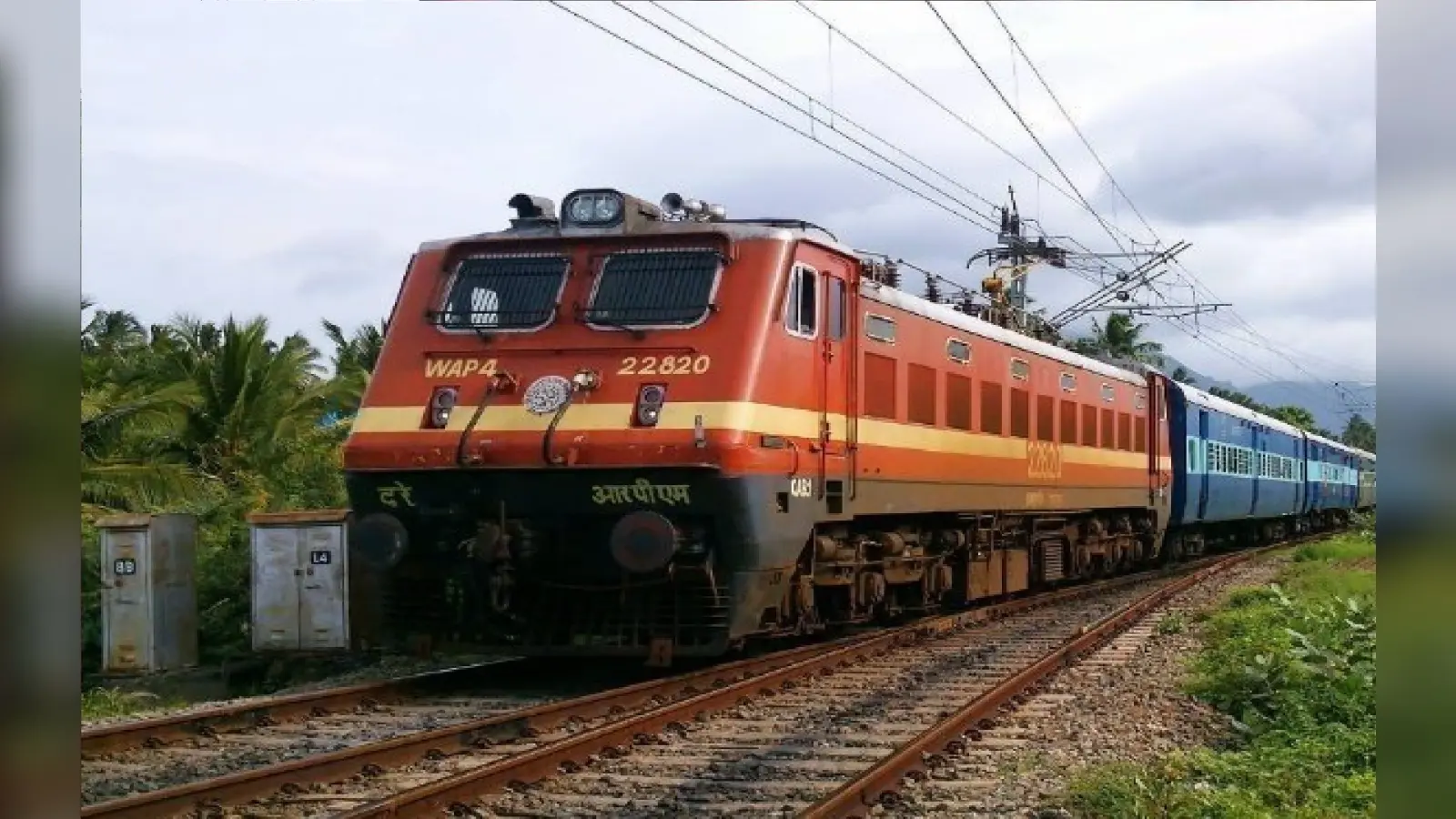 IRCTC/ Indian Railways : रेलवे दे रहा है नये साल में स्पेशल टूर पैकेज चल रही है विशेष ट्रेन,पढ़ें पूरी खबर