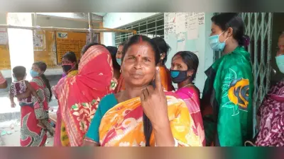 पांचवे चरण का मतदान संपन्न, छिटपुट हिंसा के बीच हुई बंपर वोटिंग, दांव पर दिग्गजों की प्रतिष्ठा