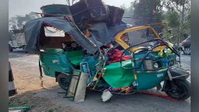 बिहार: NH पर ट्रक-ऑटो की टक्कर के बाद तेज रफ्तार कार ने रौंदा, पांच की मौत