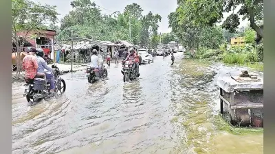 Bihar Flood : गंगा के जलस्तर में तेजी से वृद्धि, बक्सर शहर में पानी घुसा, गांवों का संपर्क टूटा