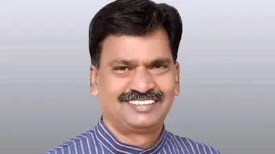 कोरोना प्रबंधन पर अपनी ही पार्टी के नेताओं निशाने पर योगी सरकार, विधायक राकेश राठौर ने कहा…