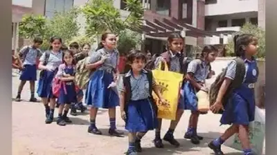 kharmas 2023: नये व्यापार और अनुष्ठान पर रोक, सभी धार्मिक कार्य हुए बंद, जानें खरमास-मलमास इतना अशुभ क्यों?