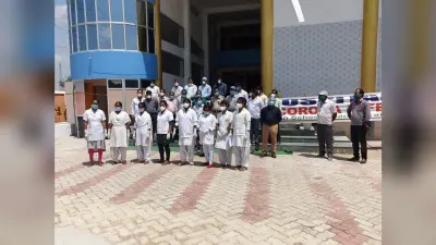 गढ़वा में कोरोना पॉजिटिव पाये गये 20 लोगों को मेराल कोविड-19 अस्पताल में कराया गया भर्ती