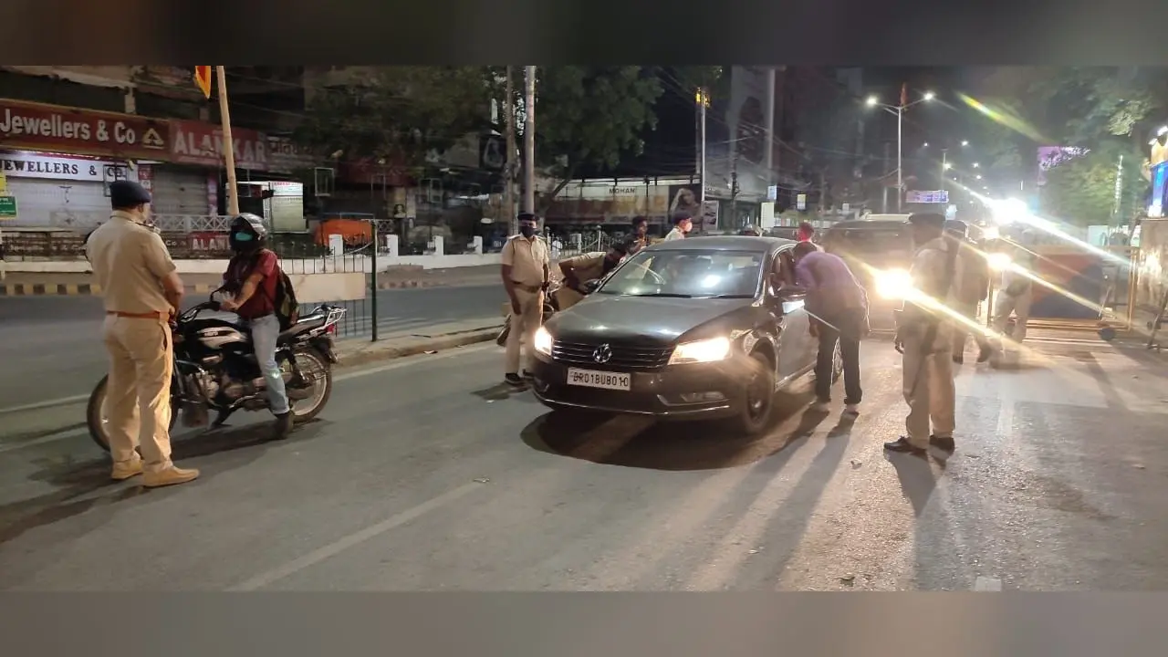 बिहार में लॉकडाउन: अपने वाहन से कहीं जाने की मजबूरी हो तो कर लें ये उपाय, जानें कैसे बनाएं ई-पास
