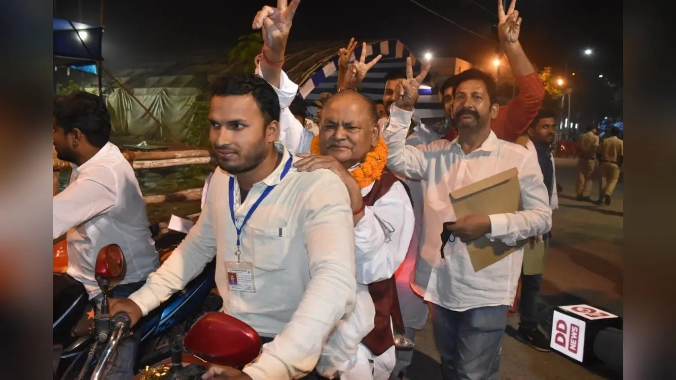 Bochaha Election Result 2020: राजद को हरा वीआईपी के मुसाफिर खान ने जीत दर्ज की