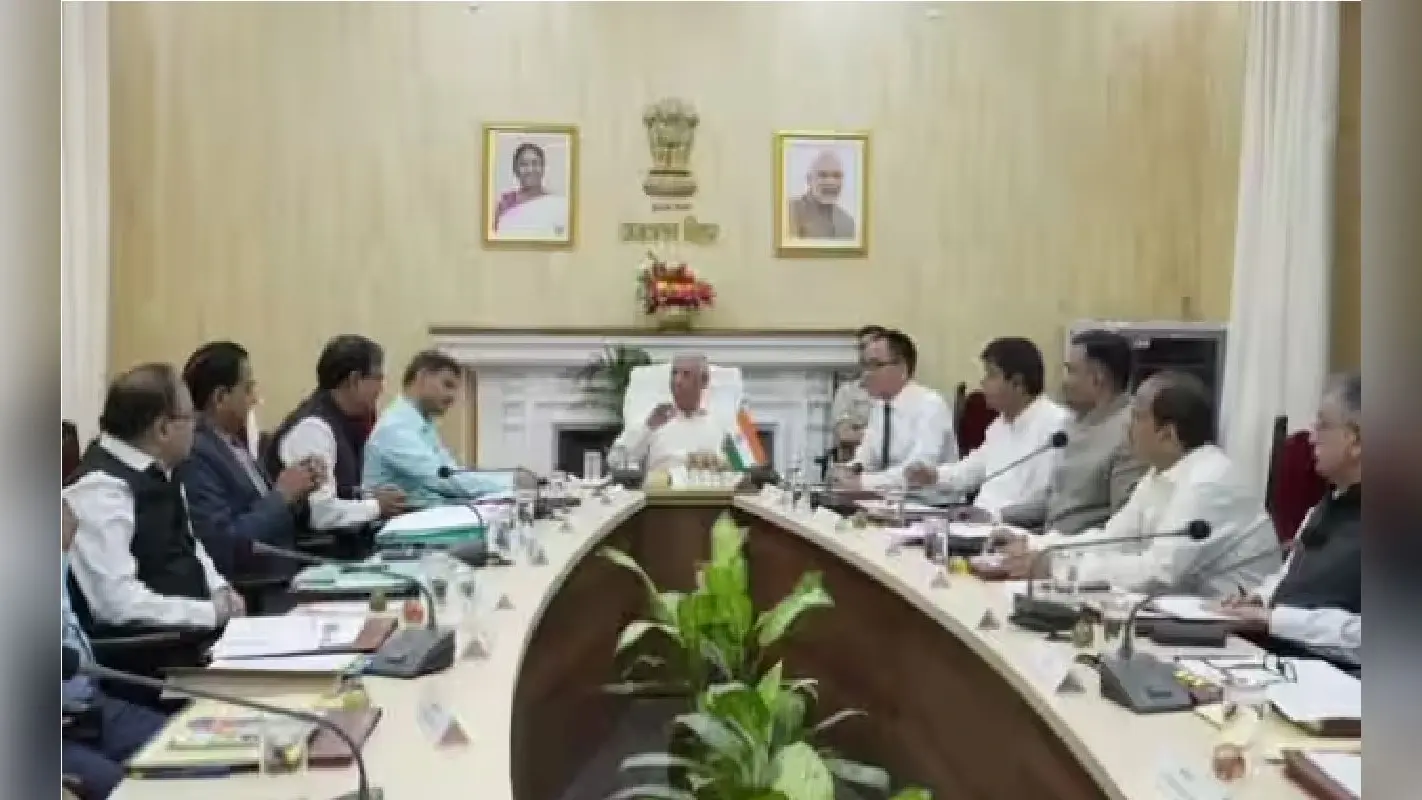 टाइम लाइन पर ले नामांकन और कराएं परीक्षा, राज्यपाल ने बिहार के कुलपतियों को दिया निर्देश