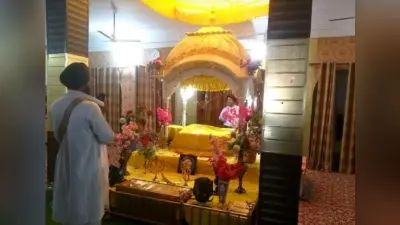 कोरोना से स्वास्थ्य लाभ के लिए गुरुद्वारा तेग बहादुर गांधीग्राम में रविंद्र आनंद के समर्थकों ने कराया पाठ एवं अरदास:आप