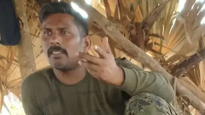 Chhattisgarh Naxal Attack : नक्सलियों ने जारी की बंधक जवान की तस्वीर, परिजनों ने कहा, पुरानी हो सकती है तस्वीर, वीडियो जारी करें