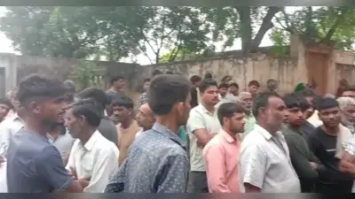 अलीगढ़ में युवक ने मां से कहा- अब जीना नहीं चाहता हूं, कनपटी पर तमंचे से गोली मारकर दे दी जान
