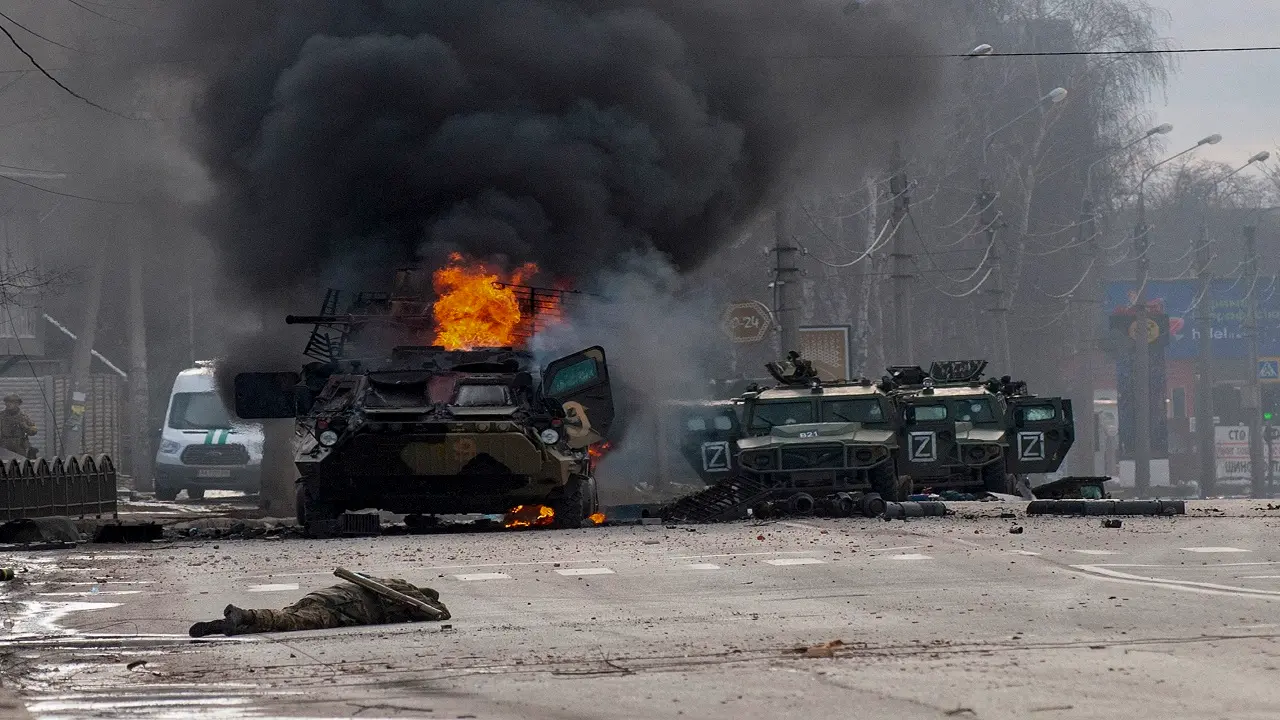 Ukraine Russia War: पूर्व सेना प्रमुख एनसी विज बोलें, यूक्रेन में फंसे भारतीय बम शेल्टरों में लें शरण
