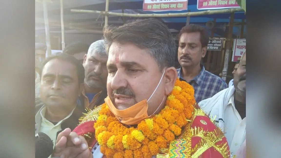 अग्निपथ विरोधियों पर भाजपा नेता के मुंह से निकल रहा अग्निवाण, जेहादी के बाद अब रामसूरत राय ने कहा आतंकी