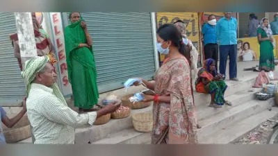 प्रभात खबर इंपैक्ट : विधायक की पहल पर किसानों को मिला सब्जी बाजार, जीडीएम बालिका उच्च विद्यालय में लगेगा हाट