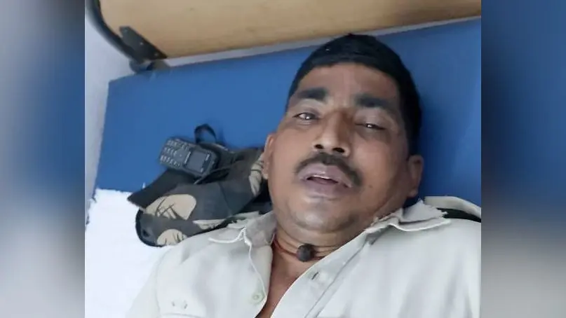 औरंगाबाद में जांच करने गयी पुलिस टीम पर ग्रामीणों ने बोला हमला, दो घायल