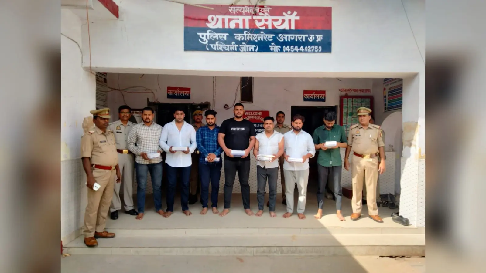 आगराः ‘स्पेशल 26’ देख बनाया गैंग, फर्जी इनकम टैक्स की टीम बनाकर मारते थे छापा, सात गिरफ्तार