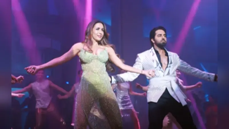 Aap Jaisa Koi Song: मलाइका अरोड़ा के ठुमकों पर आयुष्मान खुराना हुए फिदा, सॉन्ग ‘आप जैसा कोई’ रिलीज, VIDEO