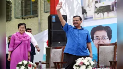 BJP vs AAP: ‘केजरीवाल के पास 100 सिसोदिया’ वाले बयान पर भड़की बीजेपी, कहा- दिल्ली को लूट रही AAP सरकार