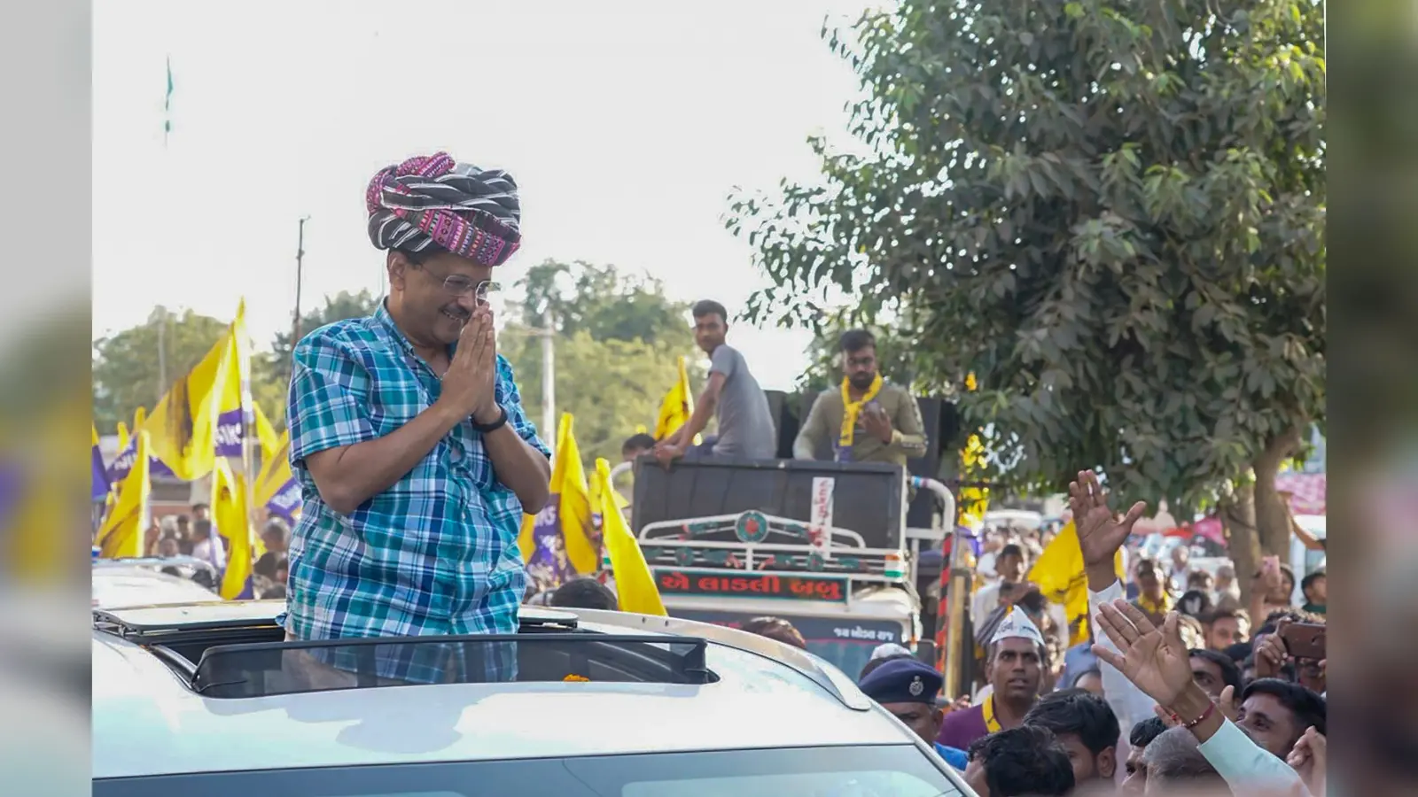 गुजरात चुनाव 2022: मुस्लिम वोट पर अरविंद केजरीवाल की नजर ? ‘आप’ की तिरंगा यात्रा में उमड़ी भीड़