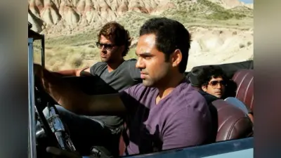 Hrithik Roshan की एक चूक से खतरे में पड़ गयी थी अभय और फरहान की जान, देखें शूटिंग के दौरान ऐसा क्या हुआ था, VIDEO