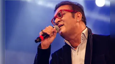 बॉलीवुड गायक अभिजीत भट्टाचार्य के सुरों से सजेगी देव सूर्य महोत्सव, औरंगाबाद में जोरों पर तैयारियां