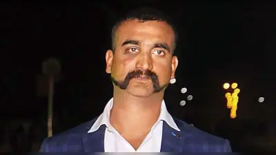 बालाकोट एयर स्ट्राइक के हीरो अभिनंदन को वायुसेना ने ग्रुप कैप्टन बनाया