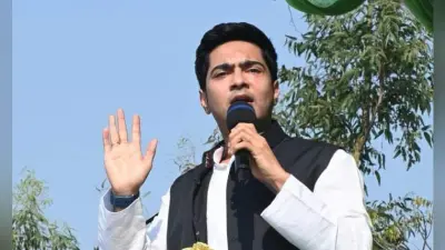 मोदी सरकार पर अभिषेक बनर्जी का हमला, बोले – लोगों का धन लूटने के लिए बंगाल में ‘दोहरे इंजन की सरकार’ चाहती है भाजपा