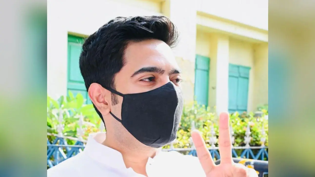 7वें चरण का मतदान शुरू होते ही तृणमूल, भाजपा ने किया जीत का दावा, अभिषेक बनर्जी ने EC पर निशाना साधा